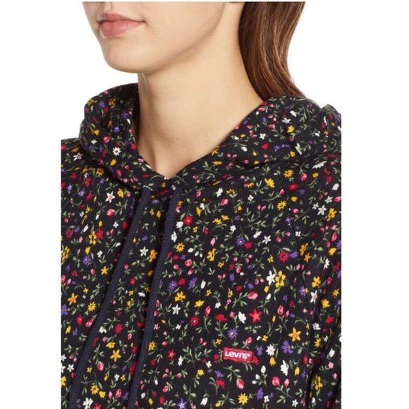 NWOT Levi's Hoodie - Picture 3 of 7